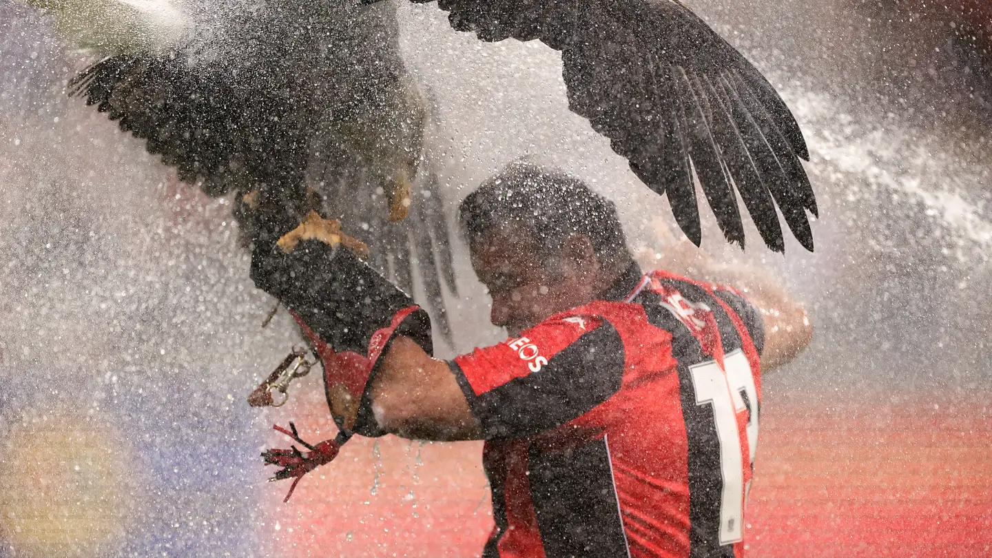 Famous OGC Nice eagle mascot and trainer blasted by sprinkler